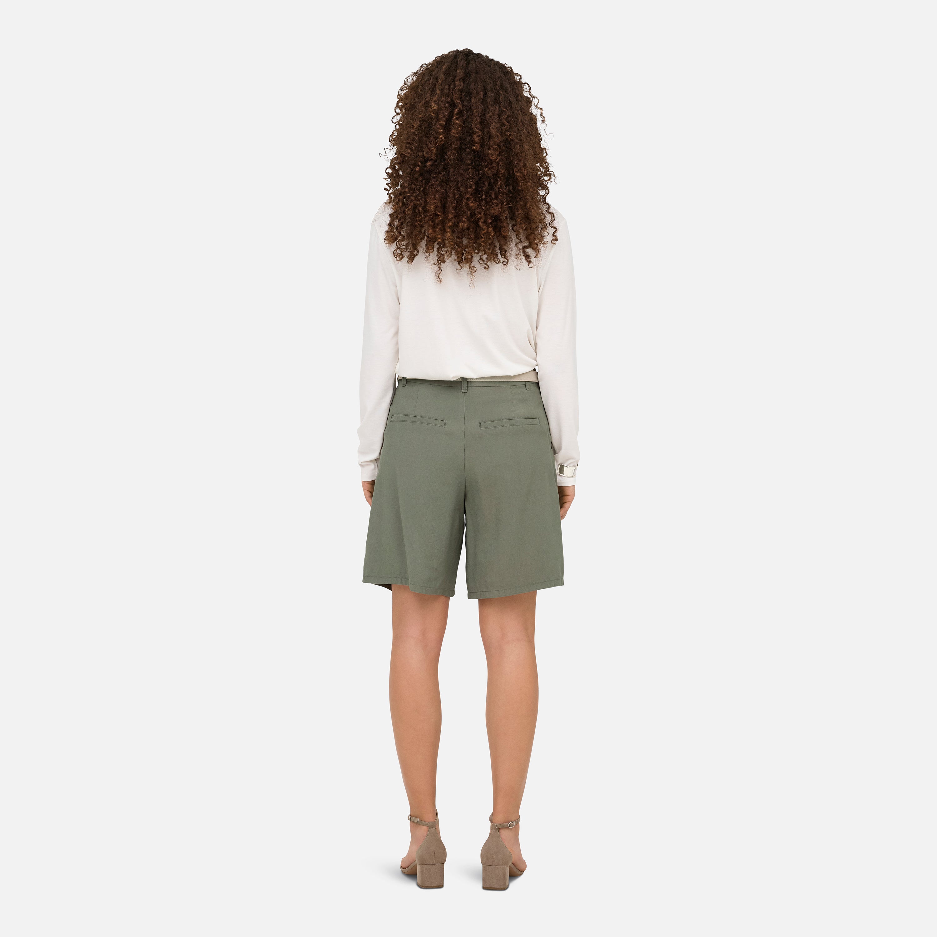 SHORTS Verde Only