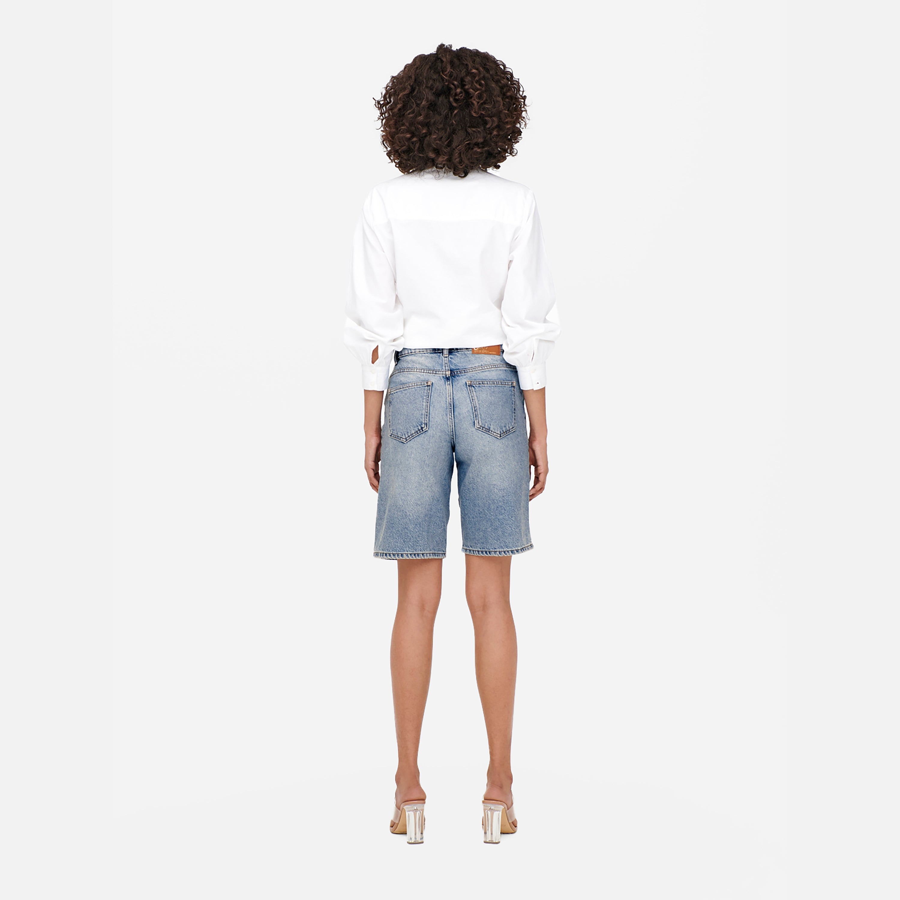 SHORTS Blu Only
